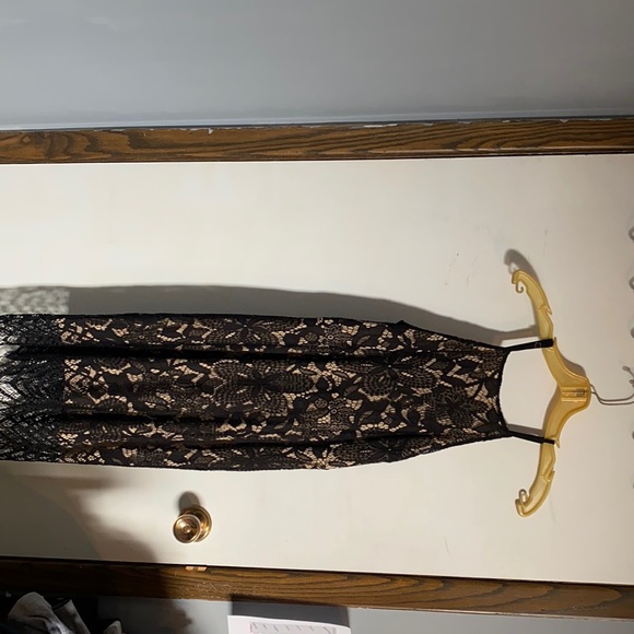 Dress - Picture 1 of 2